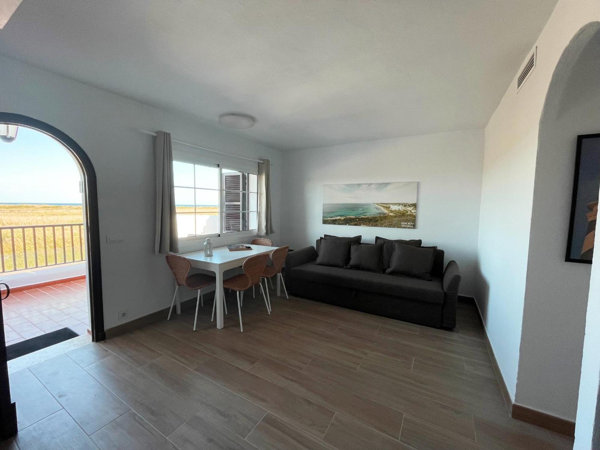 Apartamento Trini En Son Bou, Frente Al Mar, Perfecto Para Vacaciones อาไลยอร์ ภายนอก รูปภาพ