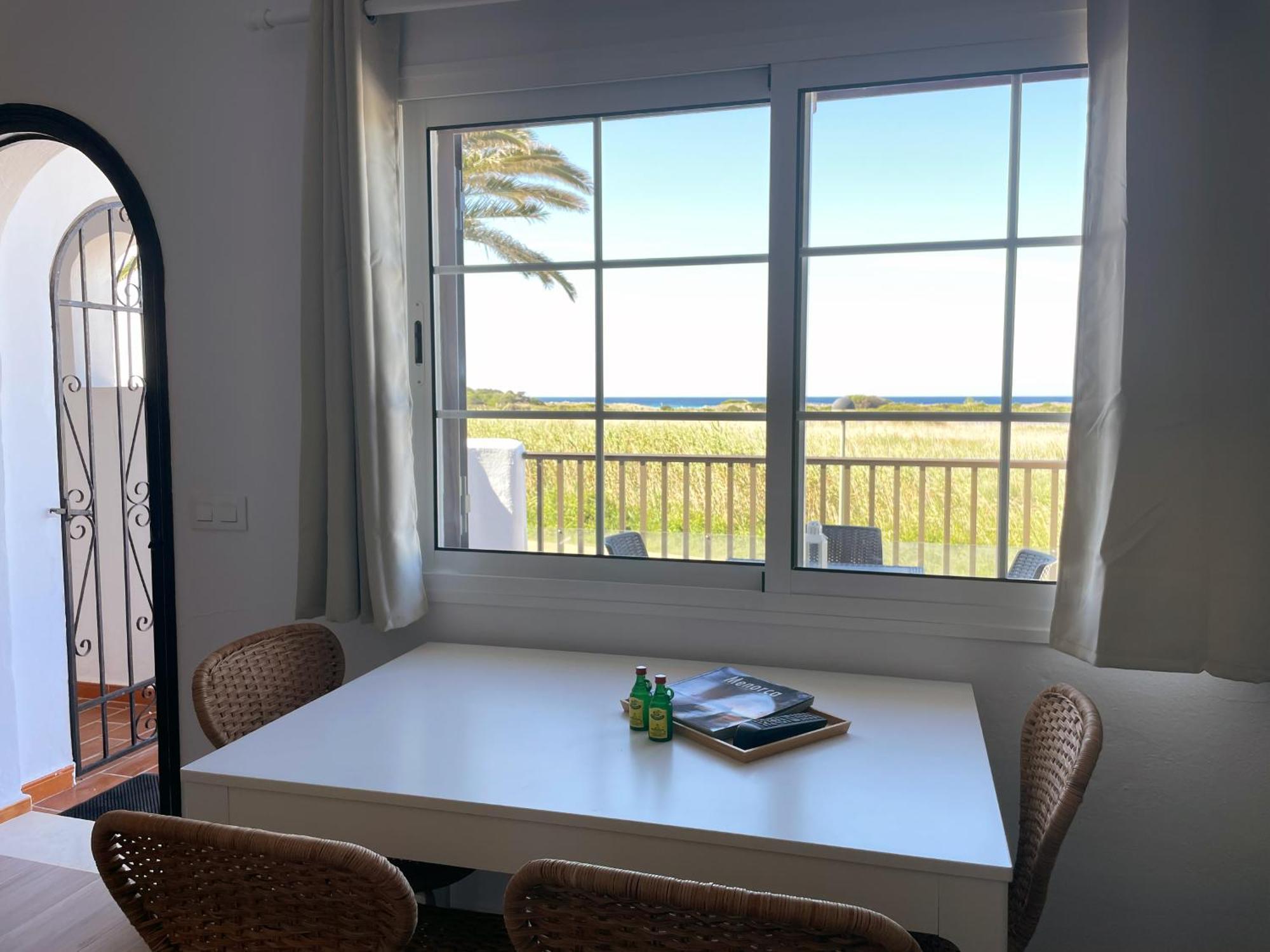 Apartamento Trini En Son Bou, Frente Al Mar, Perfecto Para Vacaciones อาไลยอร์ ภายนอก รูปภาพ