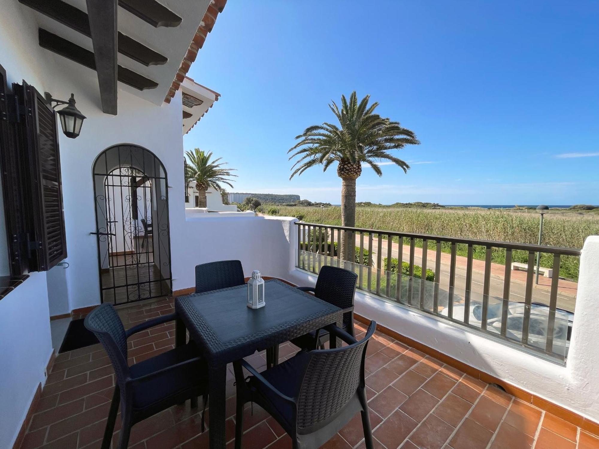 Apartamento Trini En Son Bou, Frente Al Mar, Perfecto Para Vacaciones อาไลยอร์ ภายนอก รูปภาพ