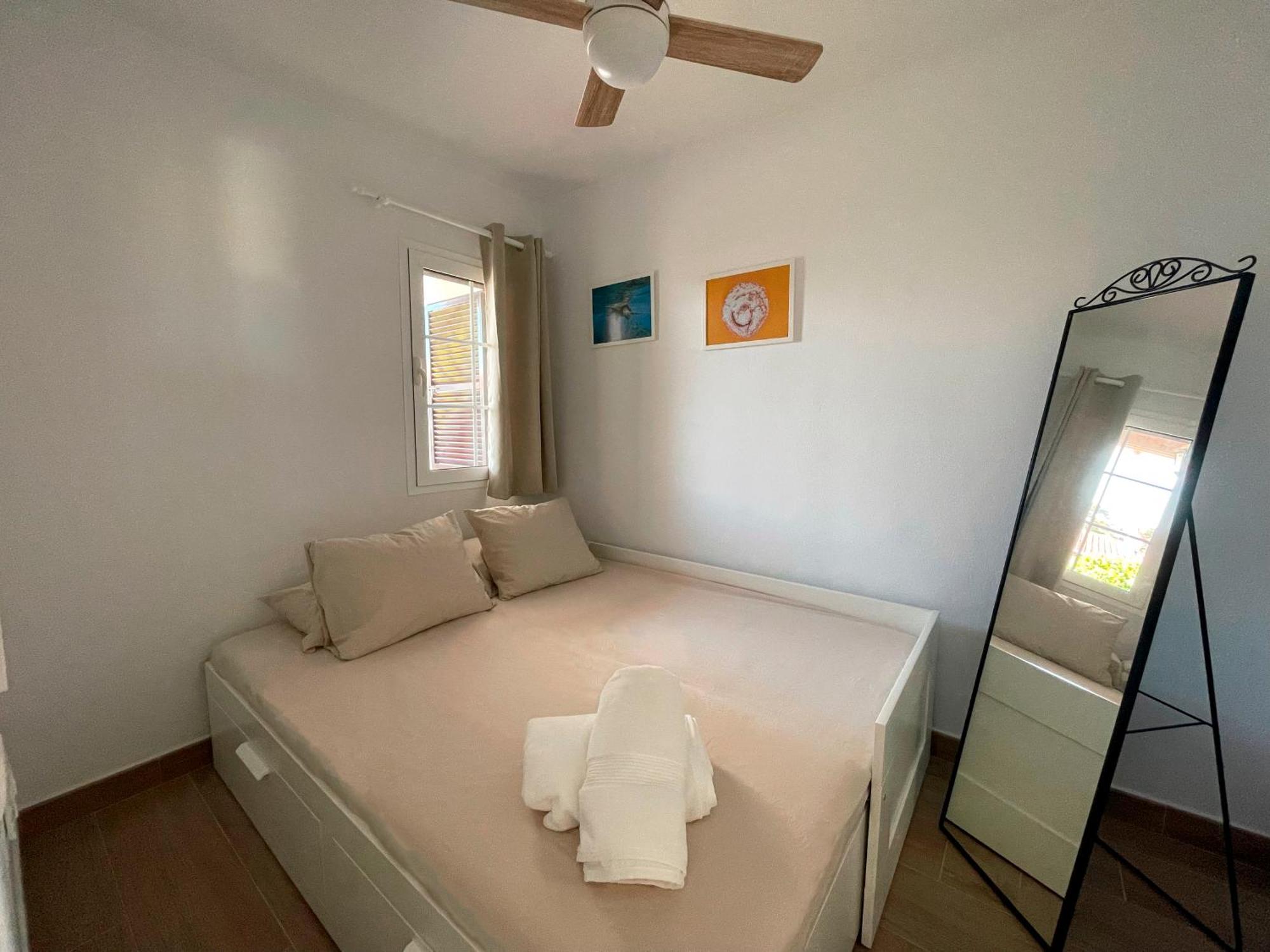 Apartamento Trini En Son Bou, Frente Al Mar, Perfecto Para Vacaciones อาไลยอร์ ภายนอก รูปภาพ