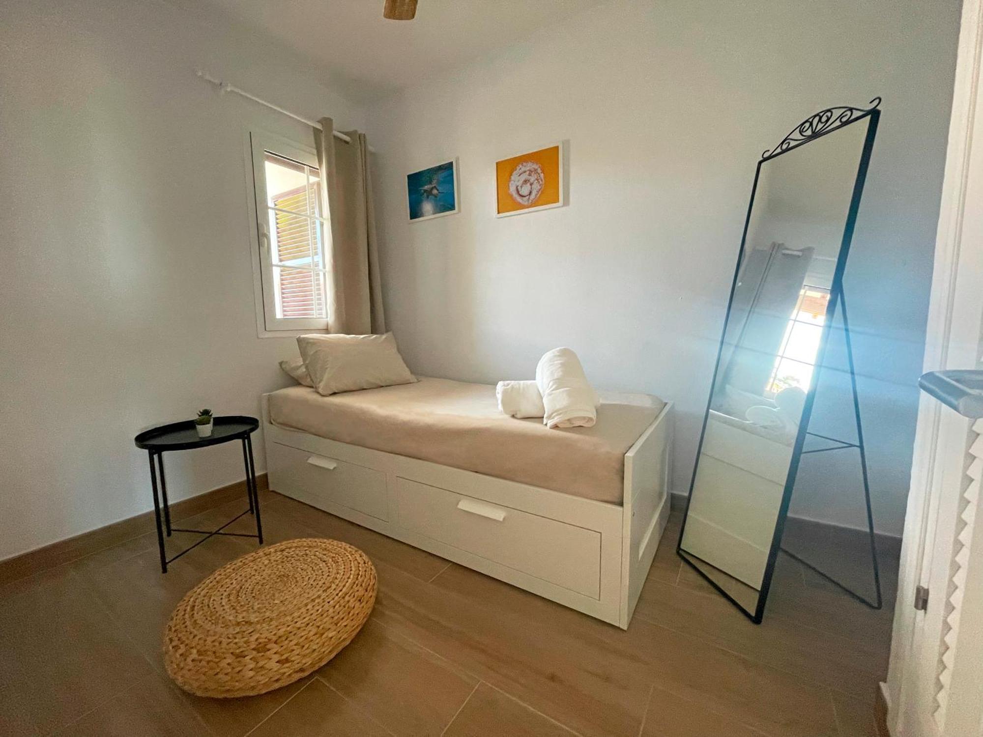Apartamento Trini En Son Bou, Frente Al Mar, Perfecto Para Vacaciones อาไลยอร์ ภายนอก รูปภาพ