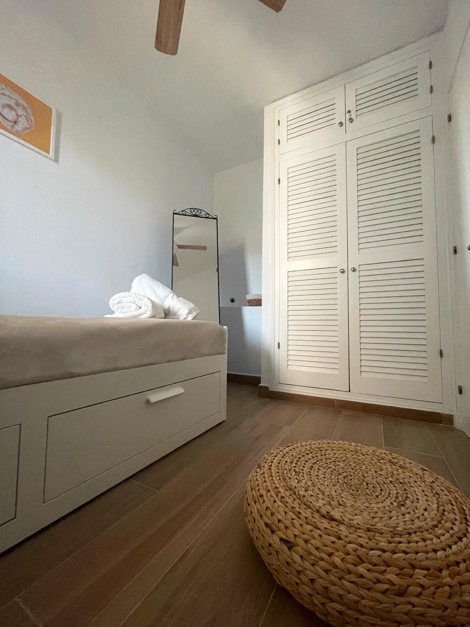 Apartamento Trini En Son Bou, Frente Al Mar, Perfecto Para Vacaciones อาไลยอร์ ภายนอก รูปภาพ